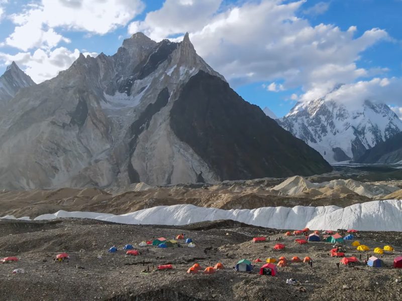 Pakistan hike reis Pakistan hike reis