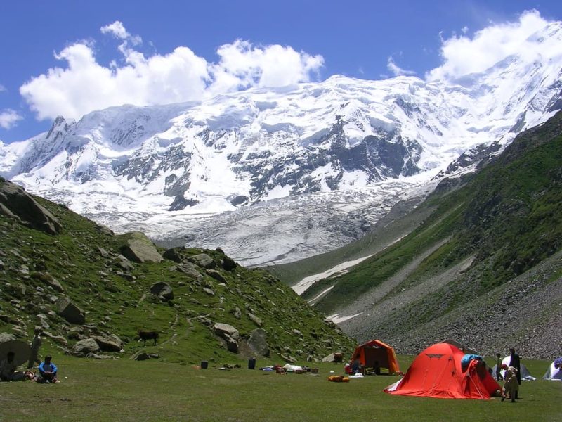 kamperen Rakaposhi basecamp (1) Batura Glacier trek